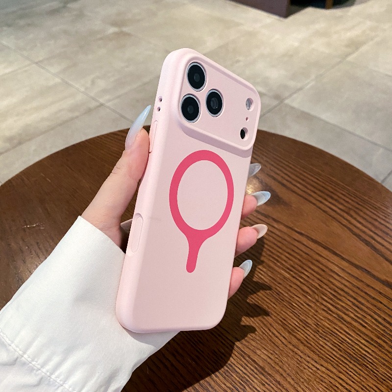 Luxury Smooth Liquid Silicone  - огляд і ціна Liquid Silicone Magnetic Phone Case